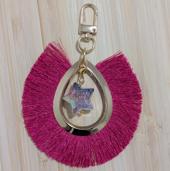 Star Bag Charm/Keychain - Picture 4 of 7